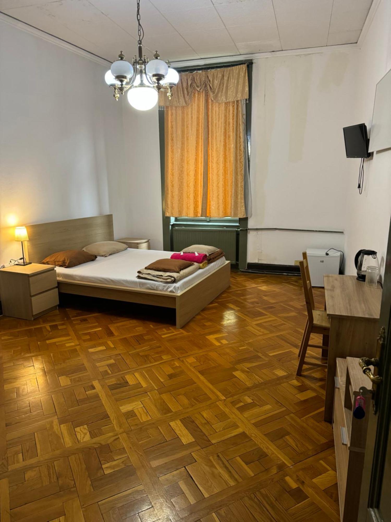 Kecskemti Rooms Budapest Bagian luar foto